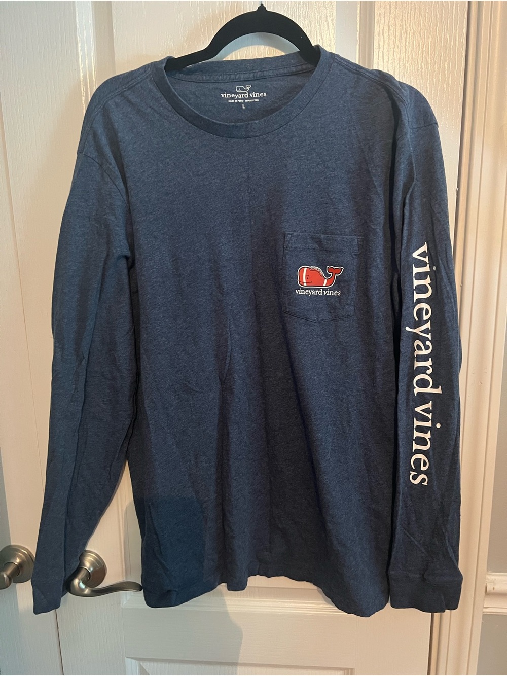 Vineyard Vines Navy Long Sleeve Pocket Tee with Red Whale